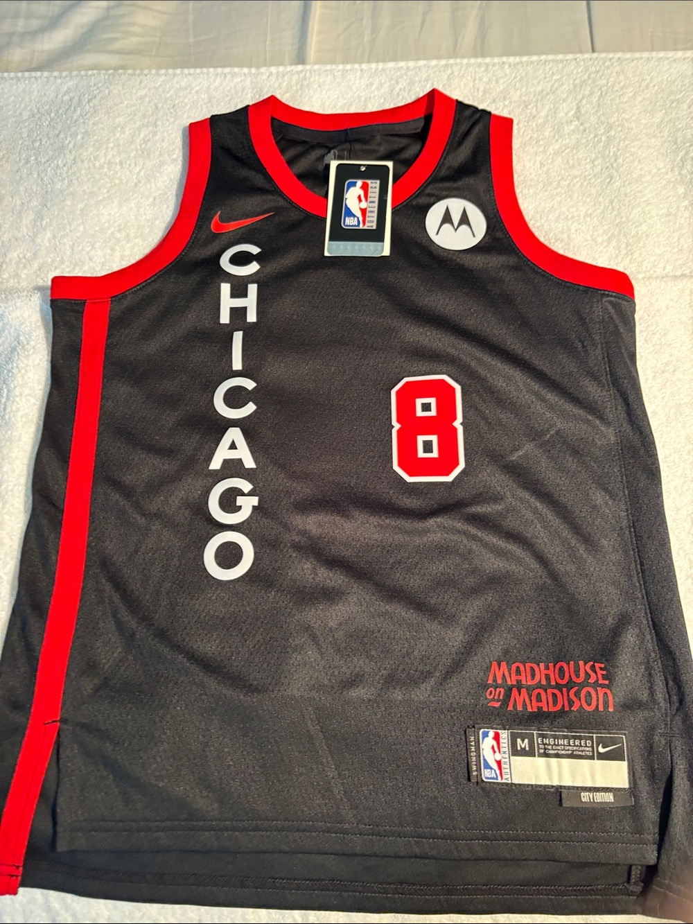 BRAND NEW Nike Zach Lavine Chicago Bulls Jersey